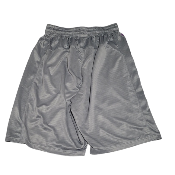 Nike Dri Fit Shorts - Picture 4 of 8